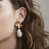 Flower Pearl Earrings