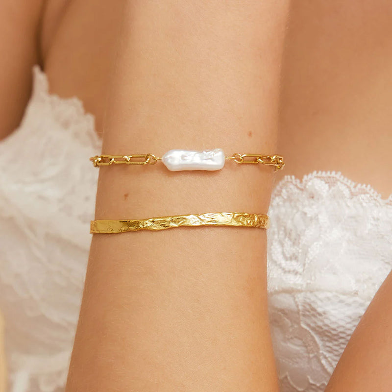 Danielle Gold & Pearl Bracelet