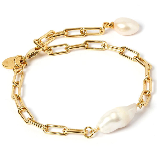 Danielle Gold & Pearl Bracelet